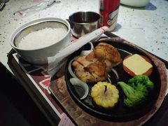 -百威KTV(恒福路店)