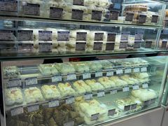 -白玉兰食品甜凤店(合生汇店)