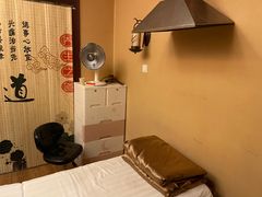 -喜艾堂艾灸馆(世贸天阶店)