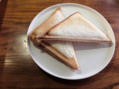 -more than meow吴止猫主题餐厅(承德 中船汇店)