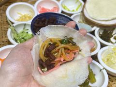 -包整·丝娃娃(一览甲秀楼风景店)