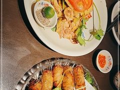 -大头虾越式风味餐厅(光明广场店)