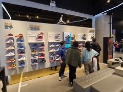 -NIKE品牌体验店(金源新燕莎店)