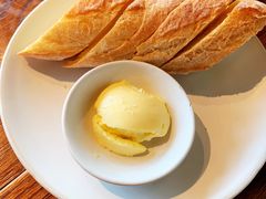 -ROAST coffee & eatery