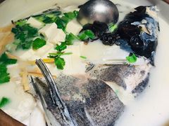 -姜君·千岛湖鱼头馆(浦东大道店)