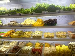 -万记麻辣烫国展总店