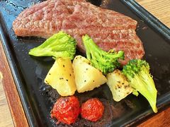 滋滋炭烤风味牛排-必胜客(吾悦广场店)