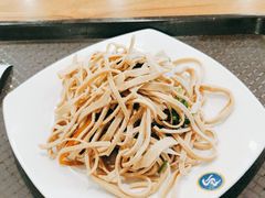 -西部马华清真兰州牛肉面·烧烤夜市(关东店)