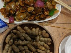 -老街烧烤大排档·地道湖北菜·龙虾馆(汉口火车站店)
