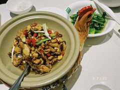 -绿草地·湘菜(7mall店)