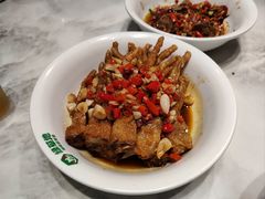 -绿草地·湘菜(酃湖师院店)