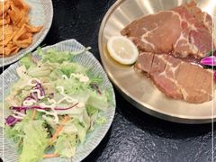 -臻牛烤肉
