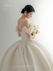 -雪中彩影婚纱摄影·微光艺术中心