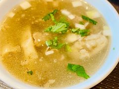 -齐河孔雀王温泉酒店·金孔雀自助百汇