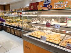 面包甜点陈列柜-长乐饼家(五羊新城店)