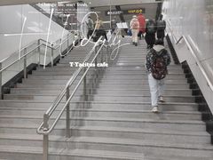 -金桥路(地铁站)