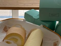 -顶东面包花园·生日蛋糕(世博店)