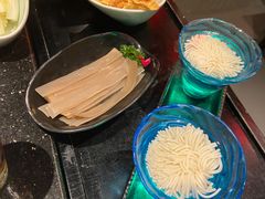绣球豆腐-捞王猪肚鸡火锅(财富中心店)