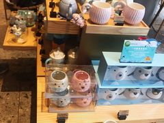 零售区-星巴克臻选(济南恒隆店)