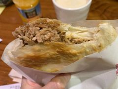 招牌肉夹馍-鼎高高陕西美食(龙德广场店)