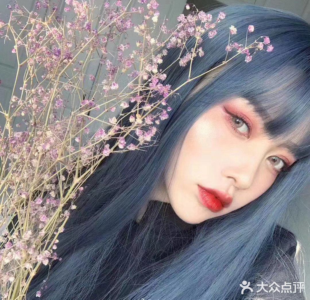 都想做改变 发色  发型