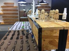 -罗伯特眼镜·蔡司官方授权(罗湖国贸店)