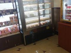 -红宝石·鲜奶小方·海派西点房(金杨店)