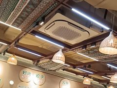 -云阿蛮云南生烫牛肉米线(奉贤路店)