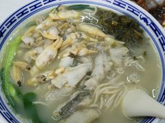 -明呈黄鱼面馆(斜土路店)