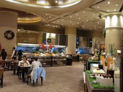 -怡聚轩全日制自助餐厅(大中华喜来登酒店)