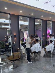 -藤野造型烫染·漂发