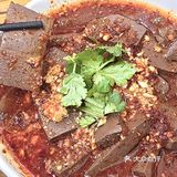 听我的！来西安第一顿吃大雁塔旁的虎子水盆羊肉