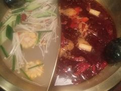 -重庆爽翻天老火锅(临平万达广场店)