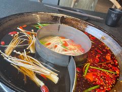 -渝涯重庆豆花老火锅(中赢国际店)