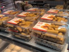 -读酥世家(松江新城地铁站店)