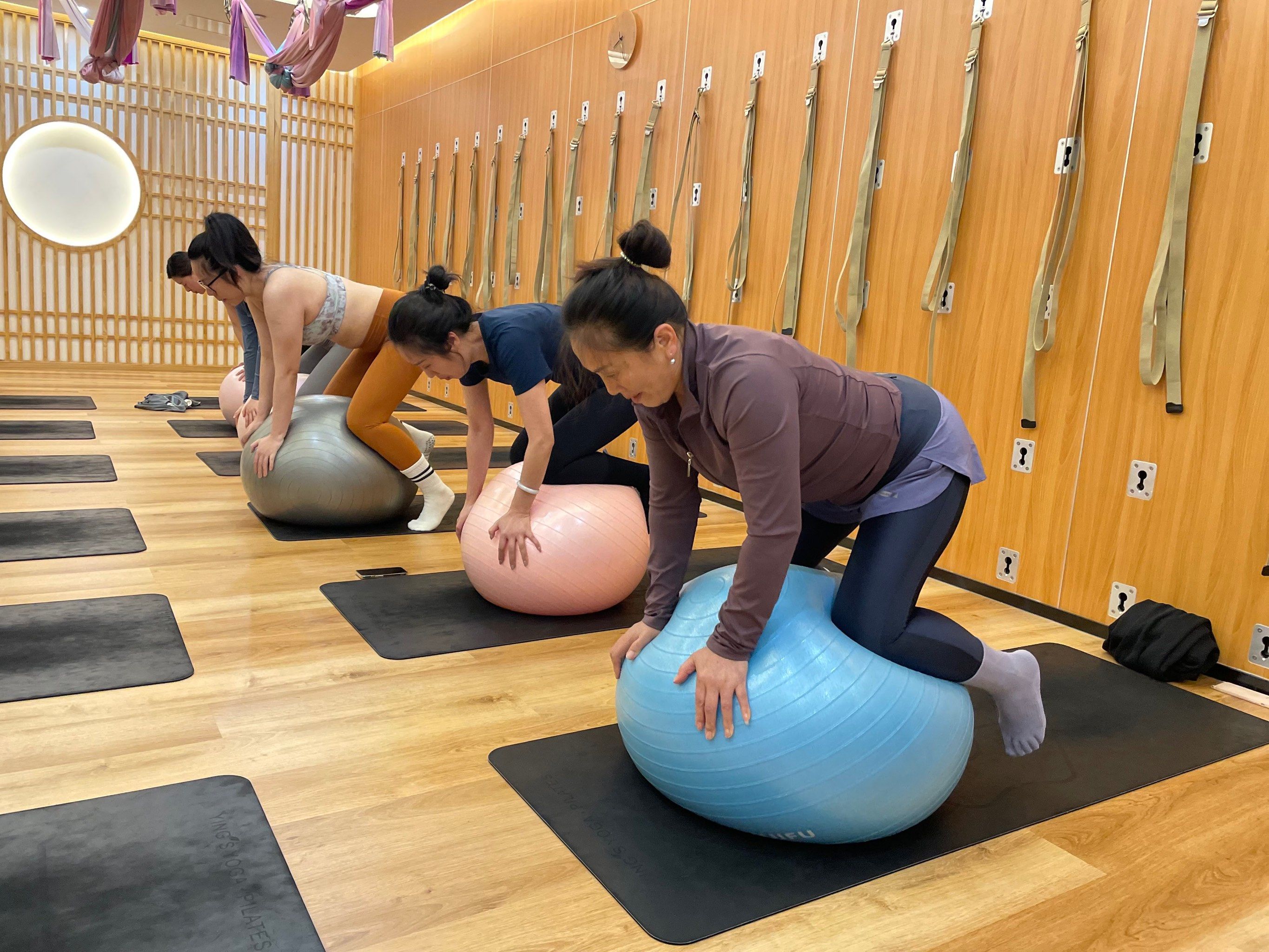 球瑜伽太好玩了吧