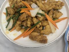 -一口猪海鲜浑锅·东北家常菜