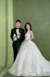 -至臻微拉婚纱摄影
