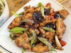 家常豆腐-俺家菜馆(百里峡店)