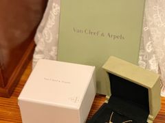 -梵克雅宝(国贸商城店)