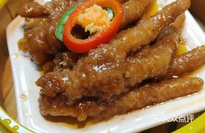 Fresh Flavor Steamed Chicken Feet
