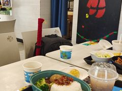 -老娘舅餐厅(黄龙体育中心店)
