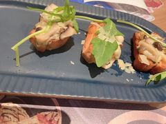 -必胜客(大宁路店)