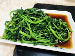 -华威达牛庄(黄埔大道西店)