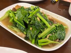 -J Daeng Seafood