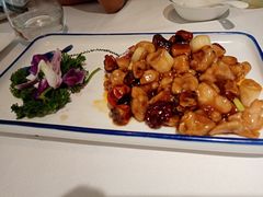 宫爆蘑菇鸡-肆月河豚·新淮扬(金融街店)