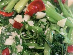 蒜泥油麦菜-吉香碳烤生蚝(仙霞路店)