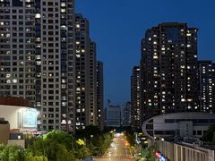 -瑞虹新天地月亮湾
