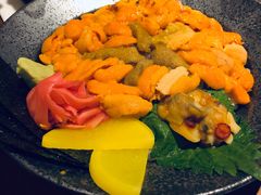 三色海胆饭-魔丼屋(日月光店)