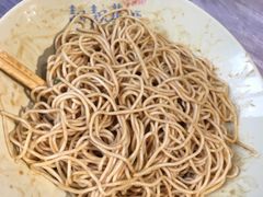 -靓靓蒸虾(恩施新天地店)